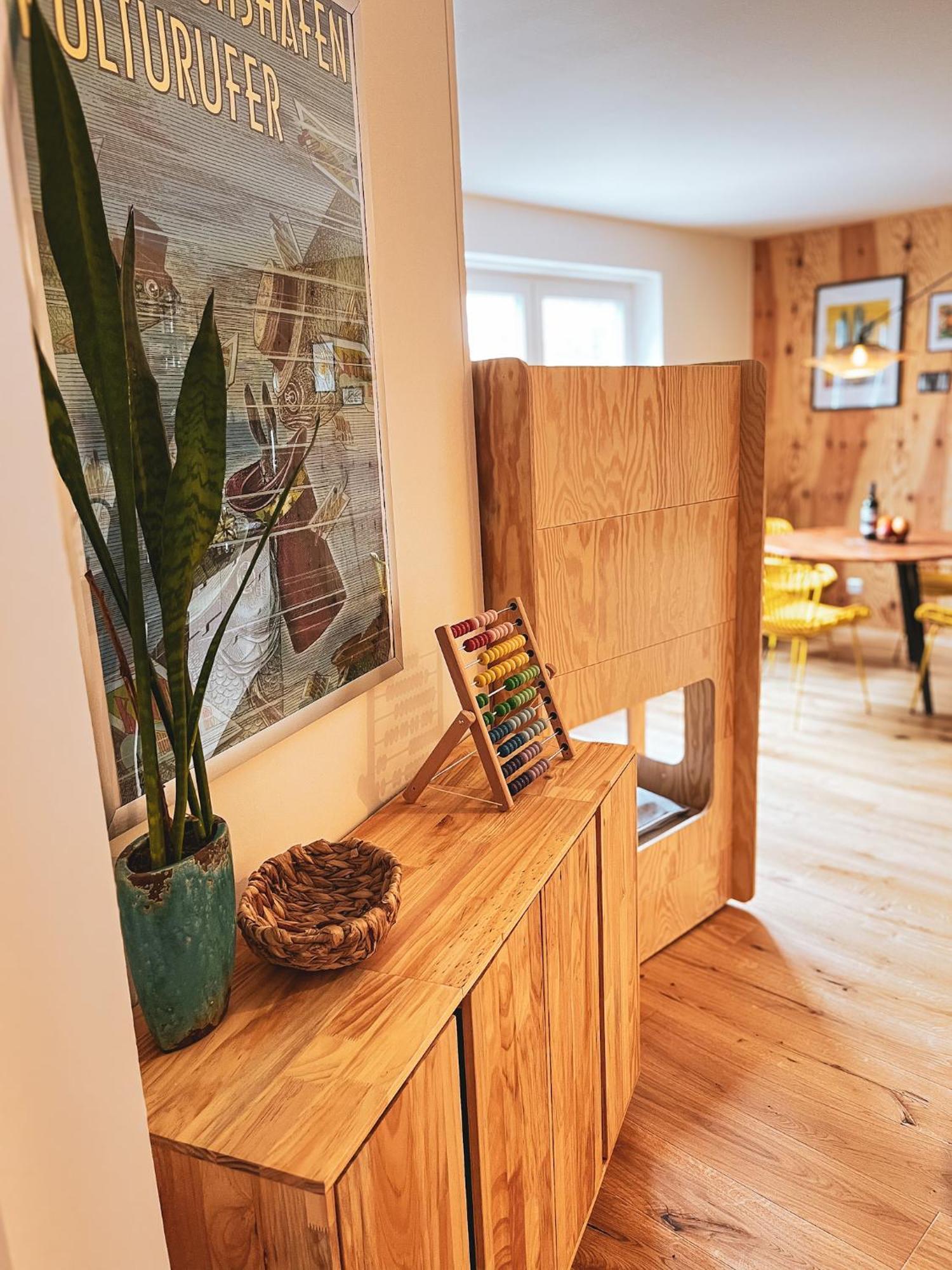 Hacienda Flats - Wunderschoene Ferienwohnungen Am Seewald フリードリヒスハーフェン 部屋 写真